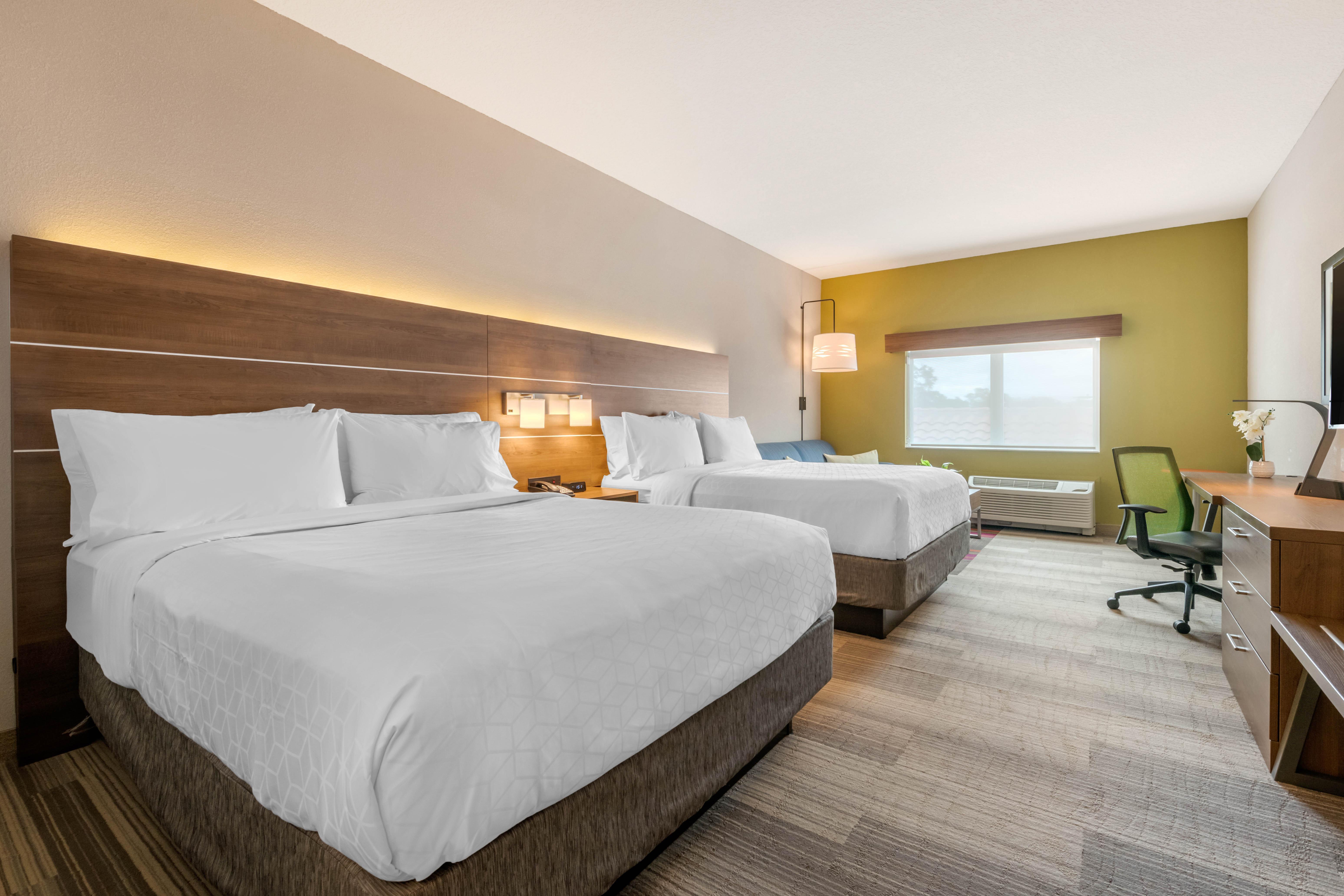 Holiday Inn Express & Suites - St. Petersburg - Madeira Beach By Ihg Extérieur photo