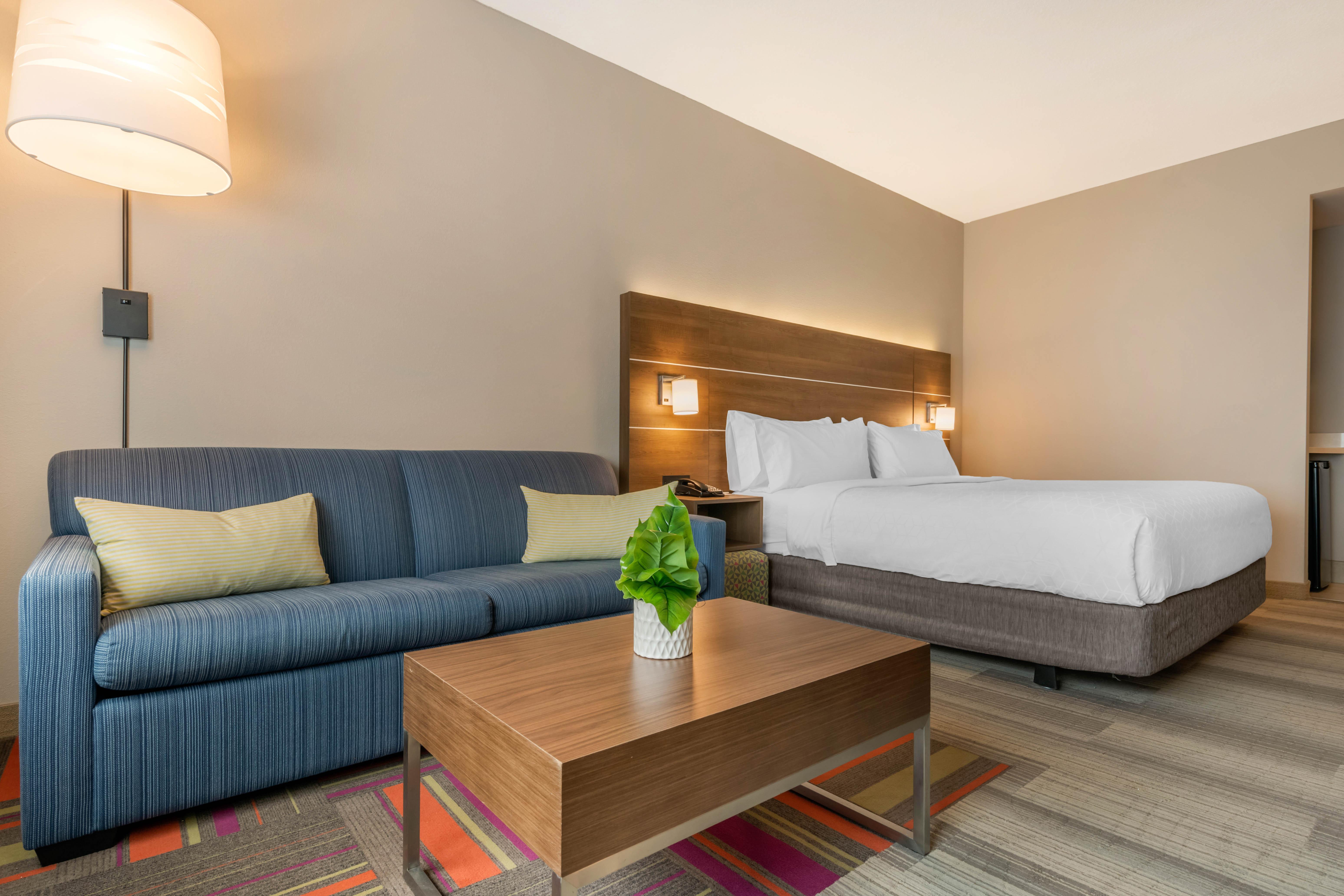 Holiday Inn Express & Suites - St. Petersburg - Madeira Beach By Ihg Extérieur photo