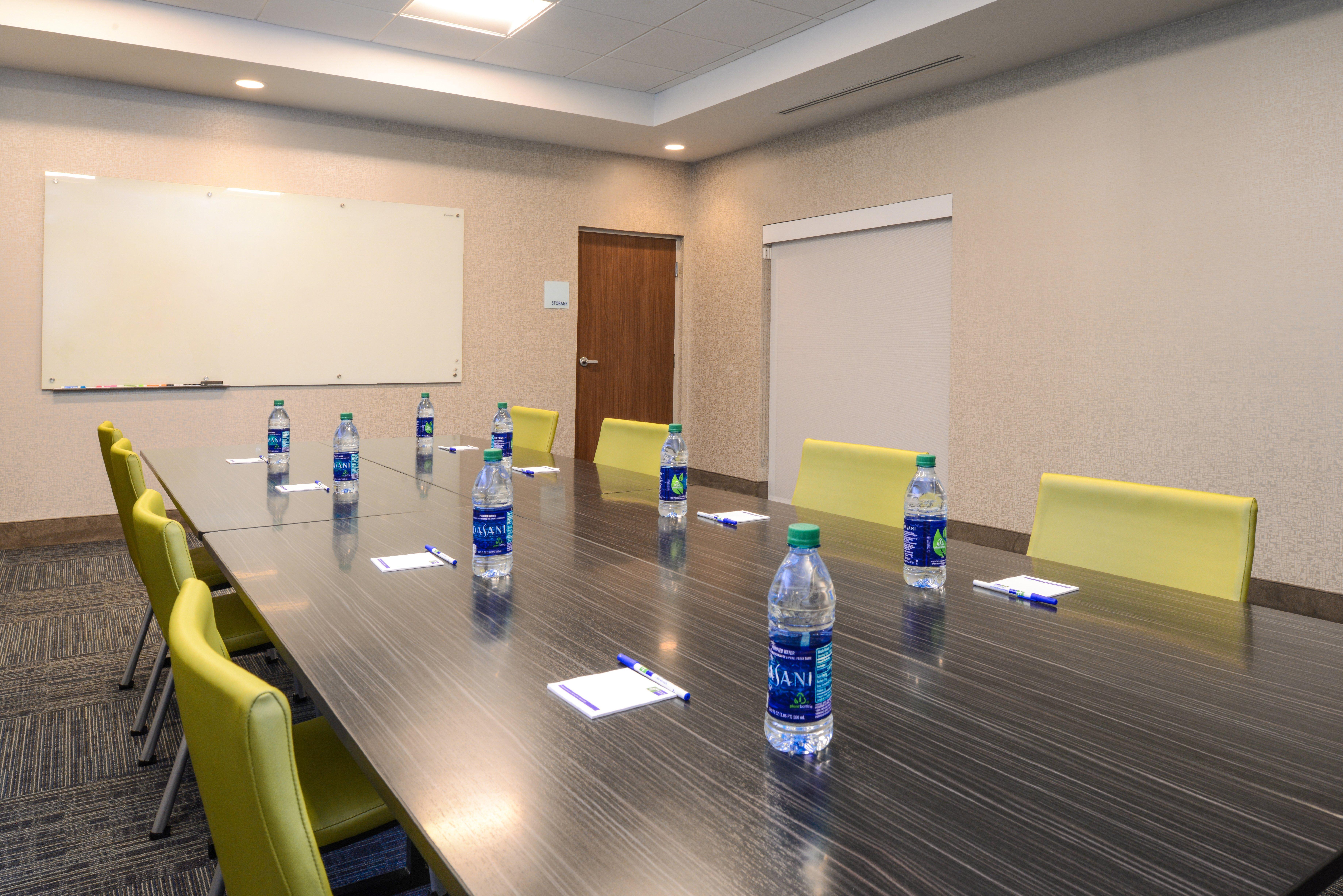 Holiday Inn Express & Suites - St. Petersburg - Madeira Beach By Ihg Extérieur photo