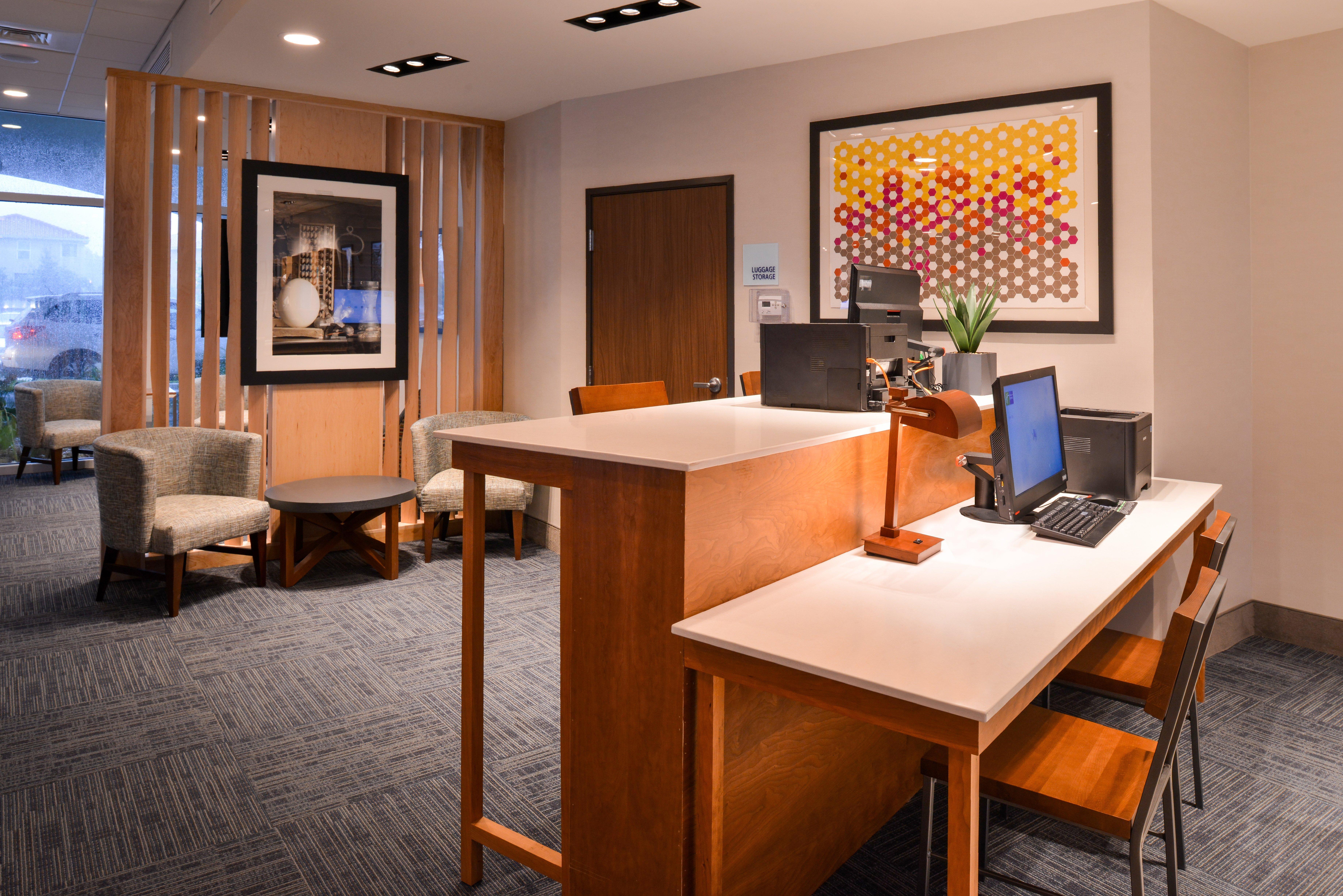 Holiday Inn Express & Suites - St. Petersburg - Madeira Beach By Ihg Extérieur photo