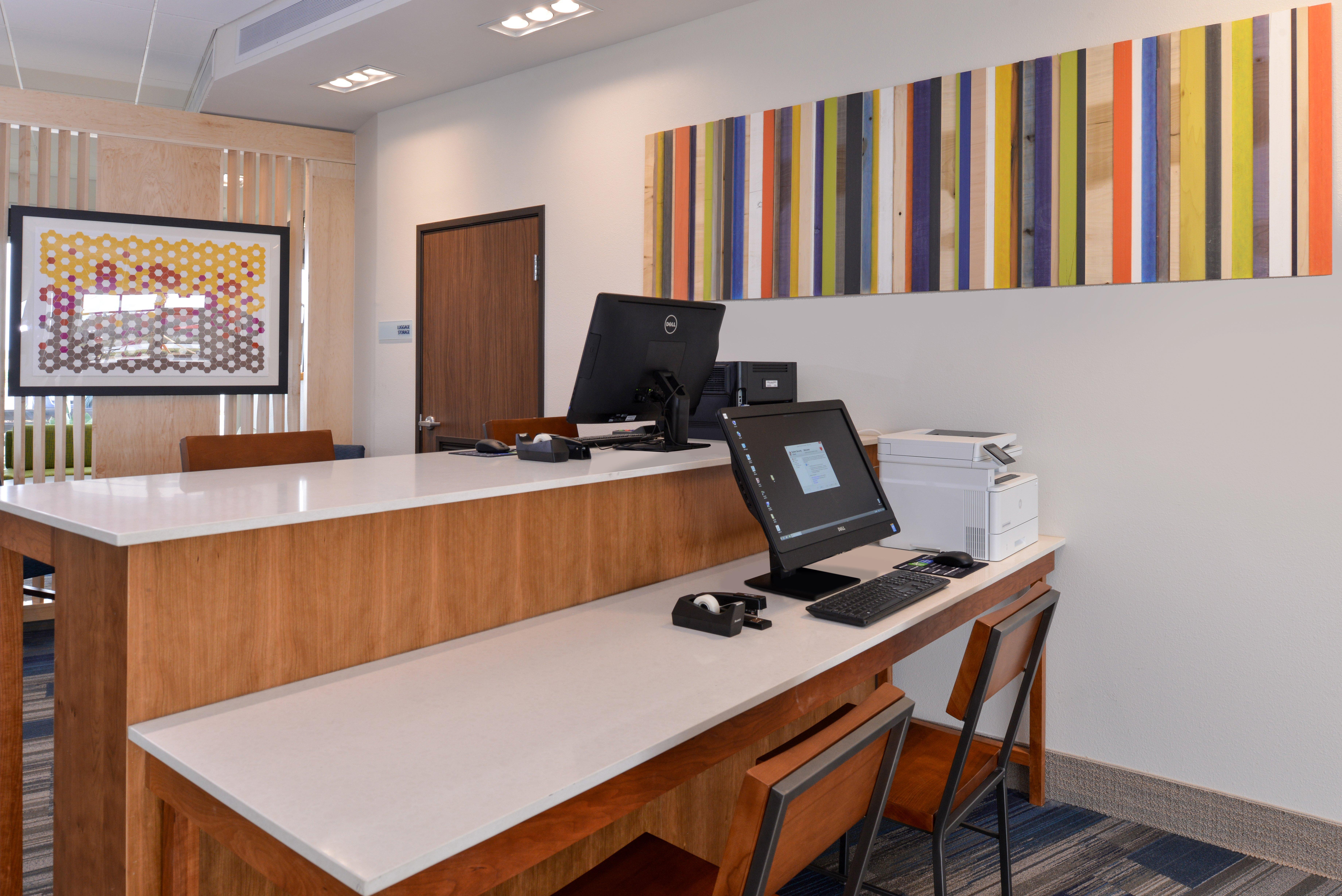 Holiday Inn Express & Suites - St. Petersburg - Madeira Beach By Ihg Extérieur photo